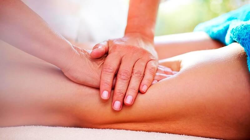 Cómo realizar un masaje de rodilla