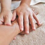 Masaje para el dolor articular